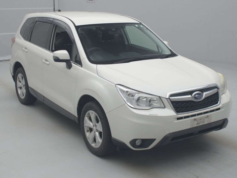 2014 Subaru Forester SJ5[2]