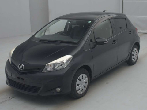 2014 Toyota Vitz NSP130[0]