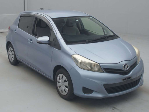 2012 Toyota Vitz KSP130[2]