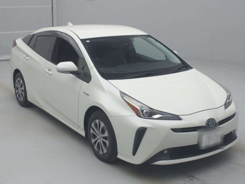 2019 Toyota Prius ZVW51[2]