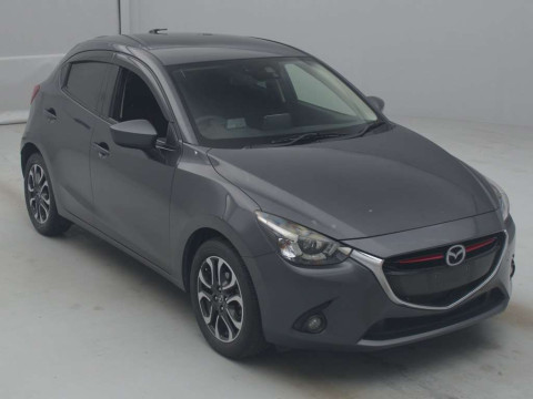 2014 Mazda Demio DJ5FS[2]