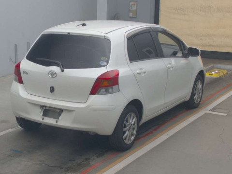 2008 Toyota Vitz KSP90[1]