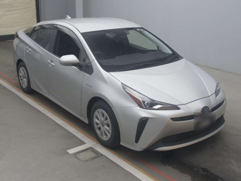 2019 Toyota Prius ZVW51[2]