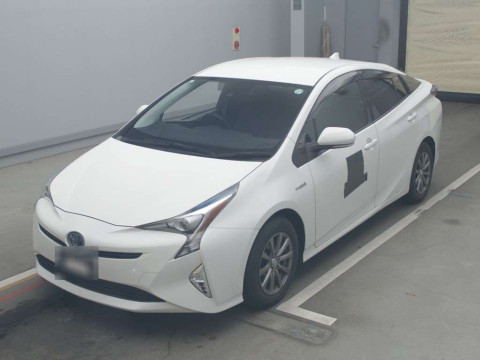 2018 Toyota Prius ZVW50[0]