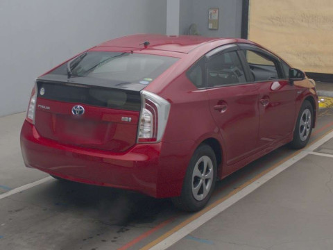 2013 Toyota Prius ZVW30[1]