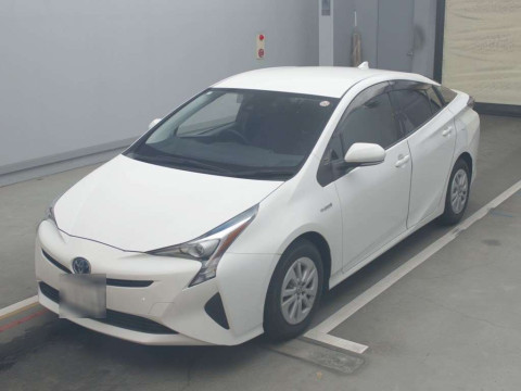 2018 Toyota Prius ZVW50[0]