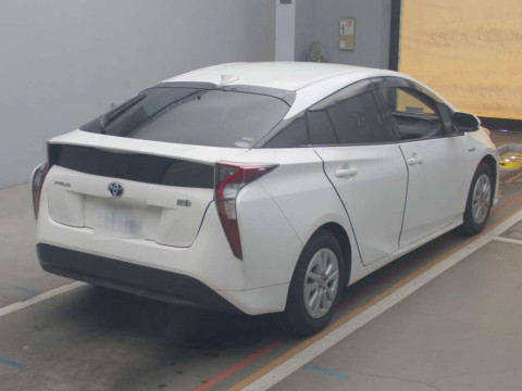 2018 Toyota Prius ZVW50[1]