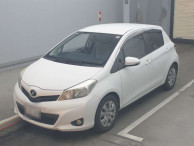 2011 Toyota Vitz