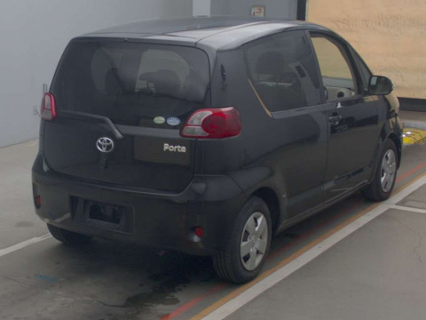 2009 Toyota Porte NNP10[1]