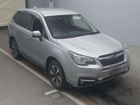 2015 Subaru Forester SJ5[2]