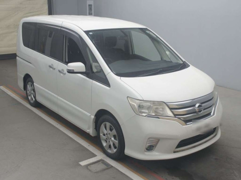 2011 Nissan Serena FC26[2]