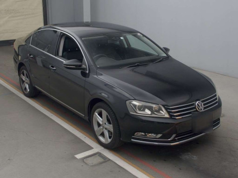 2014 Volkswagen Passat 3CCAX[2]