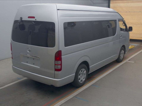 2005 Toyota Hiace Commuter KDH222B[1]