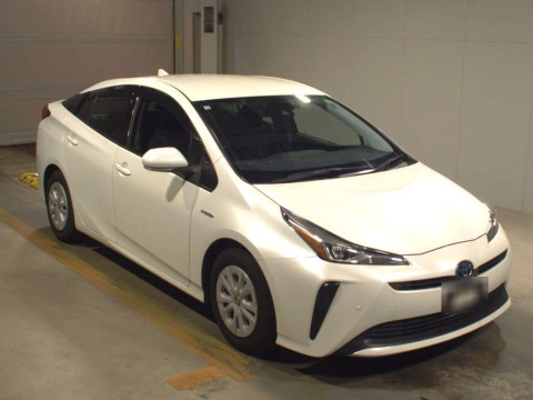 2019 Toyota Prius ZVW51[2]