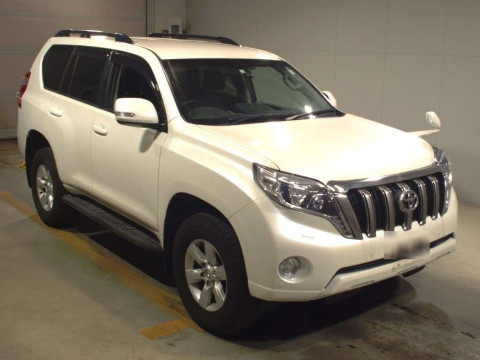 2016 Toyota Land Cruiser Prado GDJ150W[2]