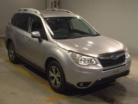 2015 Subaru Forester SJ5[2]