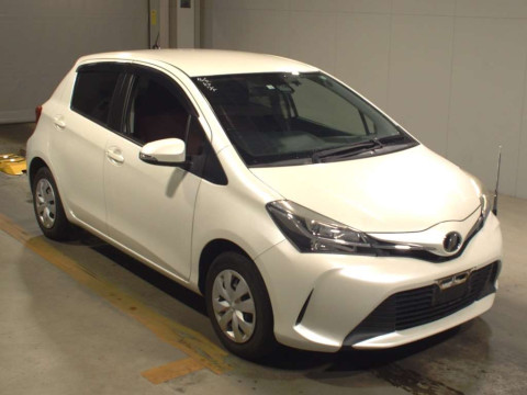 2016 Toyota Vitz KSP130[2]