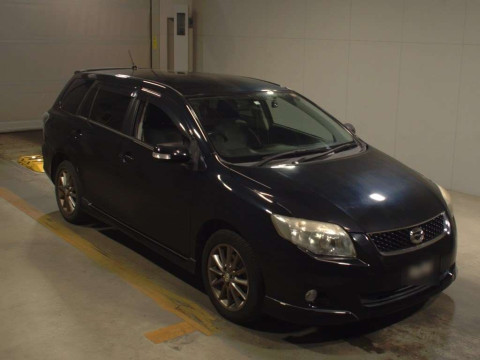 2010 Toyota Corolla Fielder NZE141G[2]