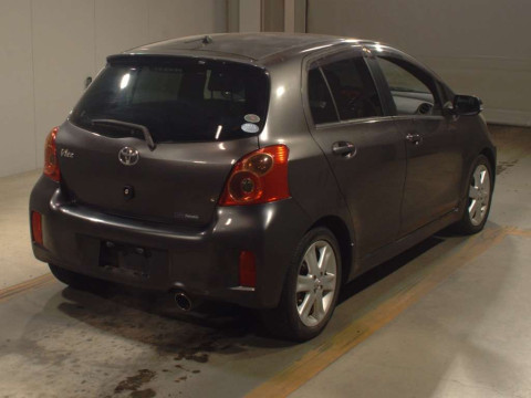 2009 Toyota Vitz NCP91[1]