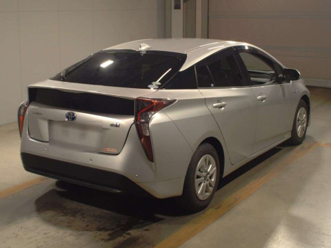 2018 Toyota Prius ZVW50[1]