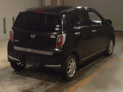 2011 Daihatsu Mira es LA300S[1]