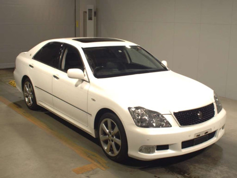 2007 Toyota Crown GRS180[2]