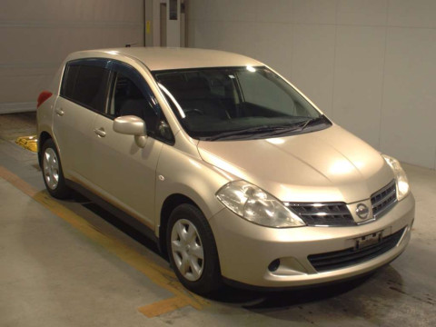 2012 Nissan Tiida C11[2]