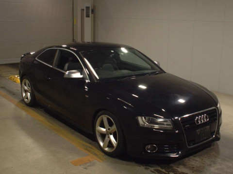 2010 Audi A5 8TCDNF[2]