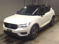 2020 Volvo XC40