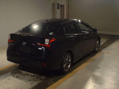 2020 Toyota Prius ZVW51[1]