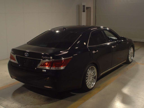 2015 Toyota Crown Hybrid AWS210[1]