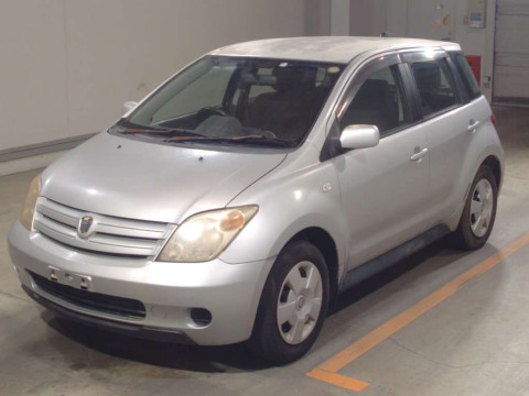 2004 Toyota IST NCP60[0]