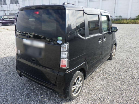 2013 Honda N-BOX JF1[1]