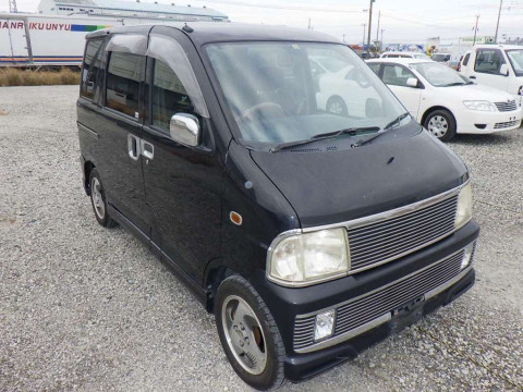 2003 Daihatsu Atrai Wagon S220G[2]