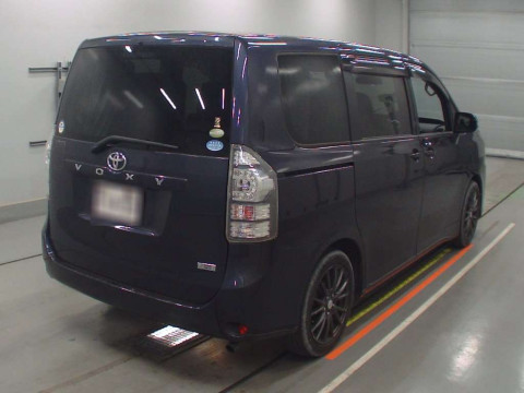 2012 Toyota Voxy ZRR70G[1]