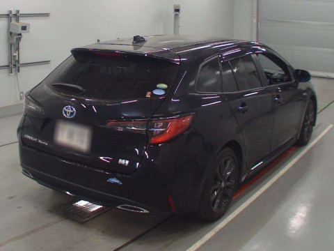 2020 Toyota Corolla Touring Wagon ZWE211W[1]