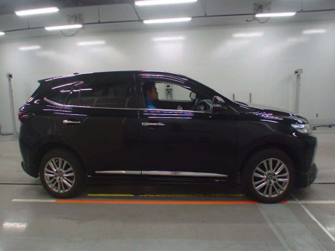 2018 Toyota Harrier ZSU60W[2]