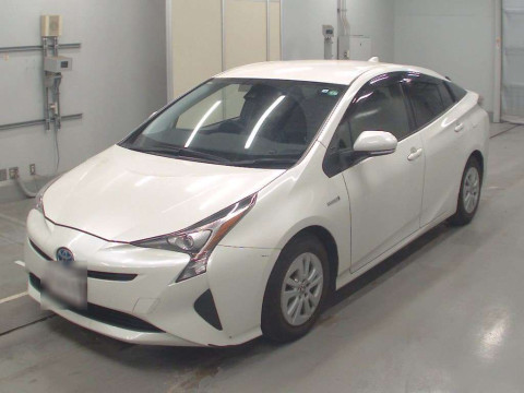 2016 Toyota Prius ZVW50[0]