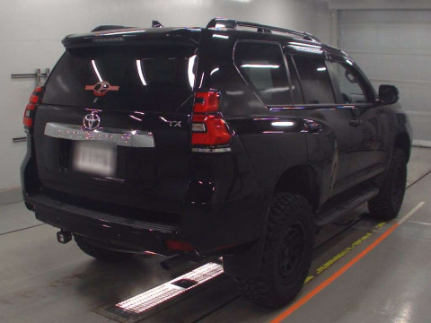 2021 Toyota Land Cruiser Prado TRJ150W[1]