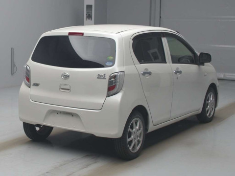 2013 Daihatsu Mira es LA300S[1]