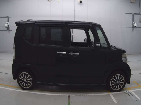 2013 Honda N-BOX CUSTOM JF1[2]