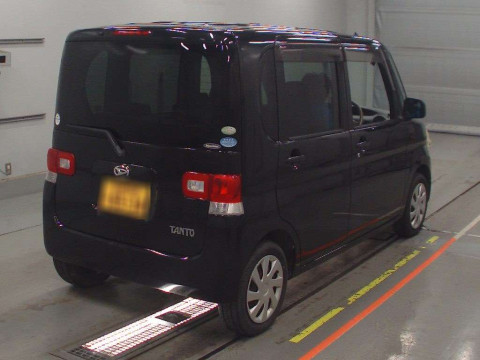 2010 Daihatsu Tanto L375S[1]