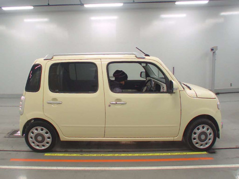 2013 Daihatsu Mira Cocoa L675S[2]