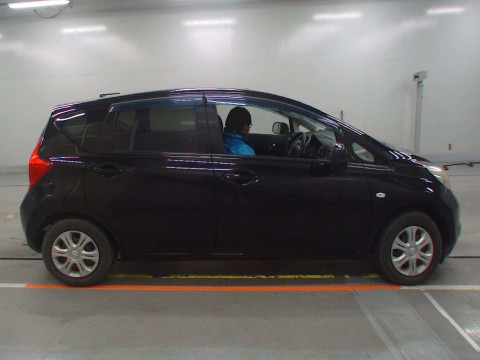 2014 Nissan Note E12[2]