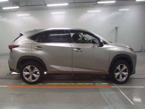 2016 Lexus NX AYZ10[2]