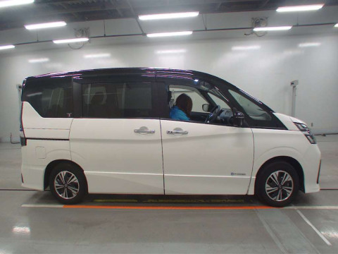 2021 Nissan Serena HFC27[2]