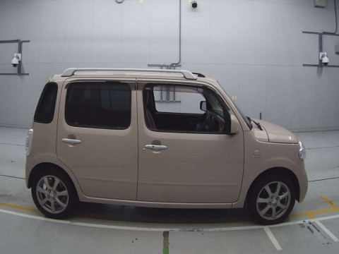 2014 Daihatsu Mira Cocoa L675S[2]