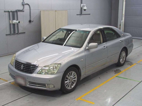 2004 Toyota Crown GRS182[0]