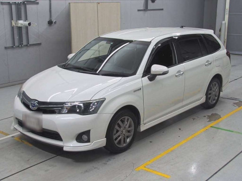 2014 Toyota Corolla Fielder NKE165G[0]