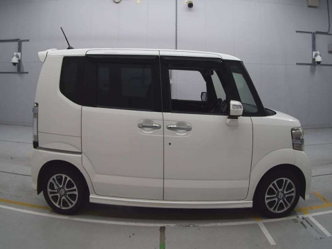 2014 Honda N-BOX CUSTOM JF1[2]